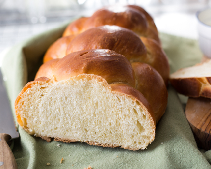 Pain Challah tressé