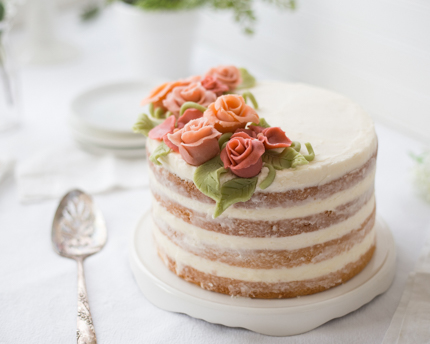 Gâteau nu aux amandes et à la noix de coco