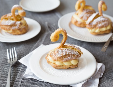 Cygnes avec crème pâtissière au citron