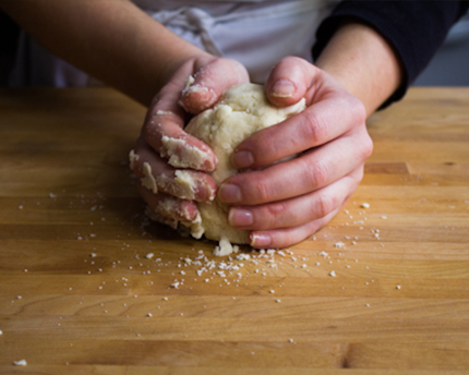 Comment faire: former la pâte à tarte