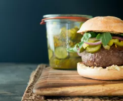 Burger au boeuf épicé